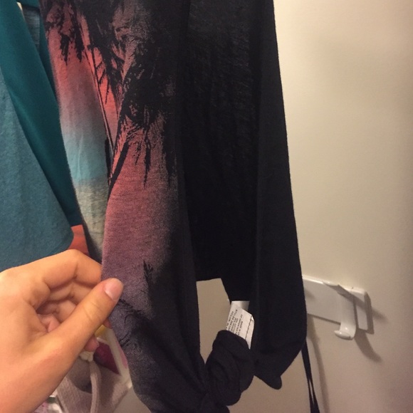 NWOT Open Side Beach Tank Top - Picture 3 of 4