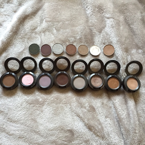 Eyeshadows - Picture 1 of 1