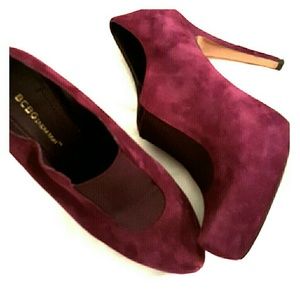 BCBG Stunning Suede Booties!