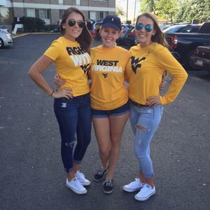 Meet your Posher, Ella