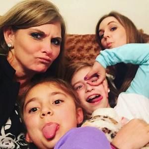 Meet your Posher, Deania