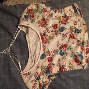 White floral pattern crop top