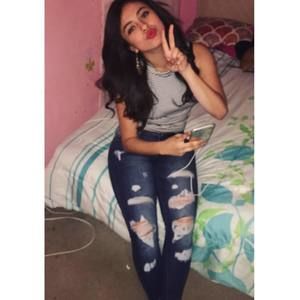 Meet your Posher, Esmeralda