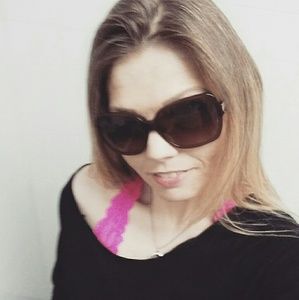 Meet your Posher, Robin