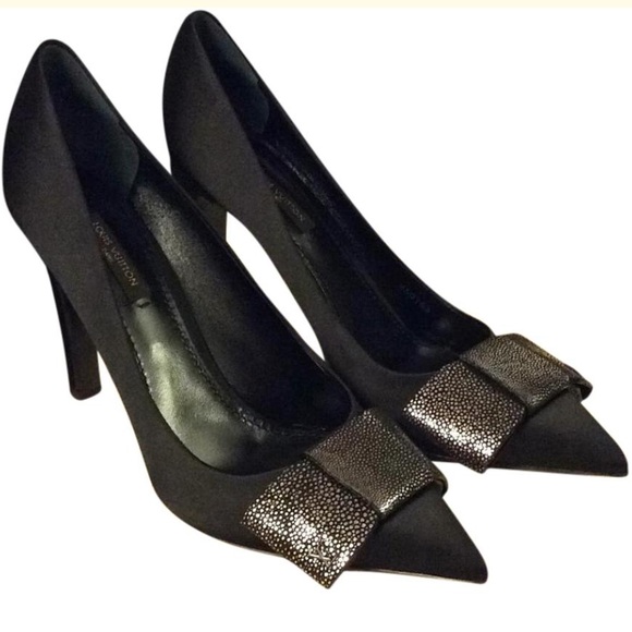 Black Louis Vuitton Heels ❤️