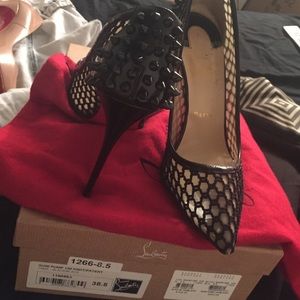 Black Guini Pump Christian Louboutins size 38.5
