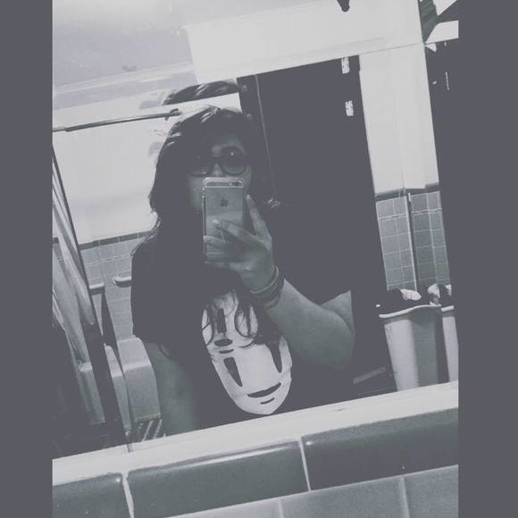 Meet your Posher, Denize - Picture 1 of 1