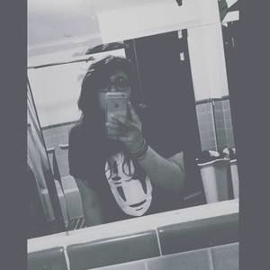 Meet your Posher, Denize