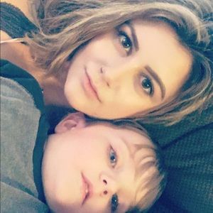 Meet your Posher, Emmy