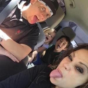 Meet your Posher, Sasha