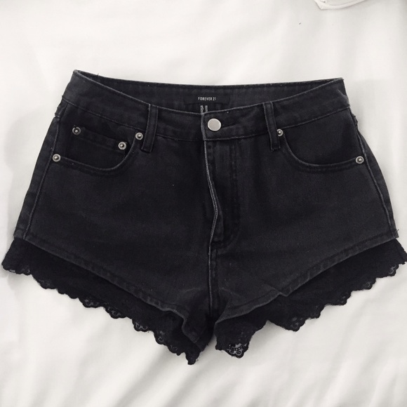 denim shorts with lace