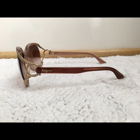 Salvatore Ferragamo sunglasses main image 4