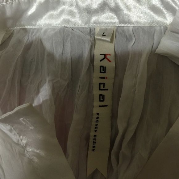 White Ruffle Blouse [TO-69] - Picture 4 of 4