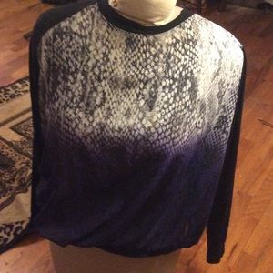 Snake print top