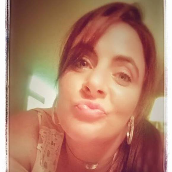 Meet your Posher, Carlee