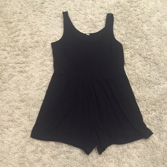 Old Navy XL flowy blk romp ON HOLD. DONT PURCHASE