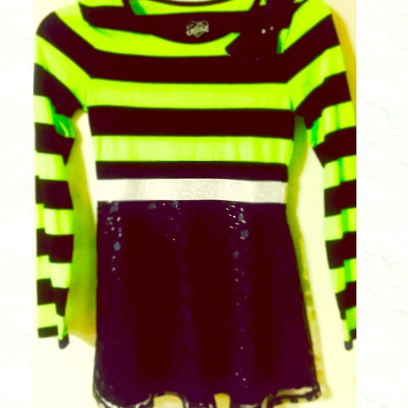 Girls pretty justice dressNWOT