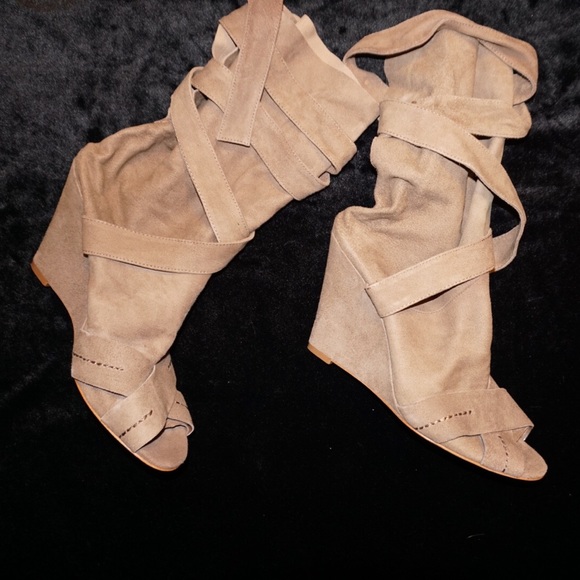 Lace up wedge