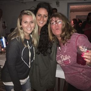 Meet your Posher, Victoria