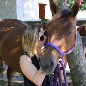 Meet your Posher, Suzy