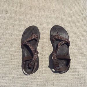 FOR TRADE Size 8 chacos in excellent condition