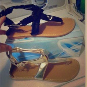 Size 7&8 Available WOMENS Sandals