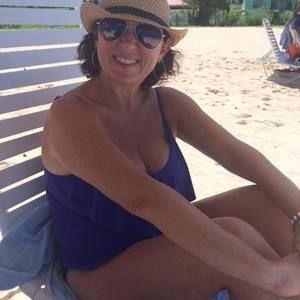 Meet your Posher, Gina