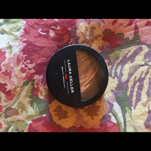 Laura Geller bronzer