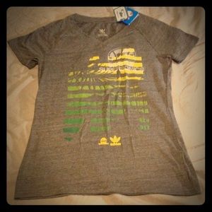 Adidas, Sz L, Seattle Supersonics grey V neck NWT