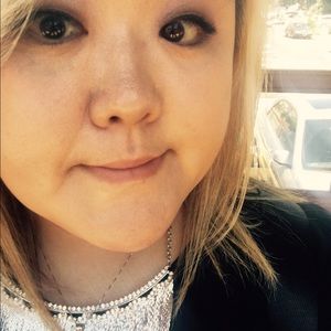 Meet your Posher, Eunki