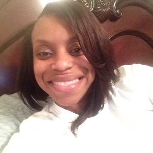 Meet your Posher, Lakisha