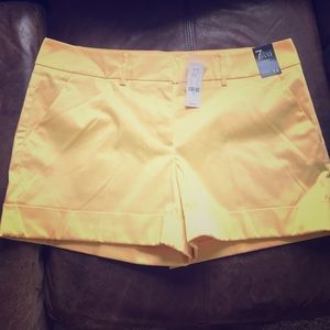 Nwt. New York and company bright yellow shorts!