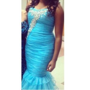 Mermaid Style Blue/Turquoise Formal Prom Dress