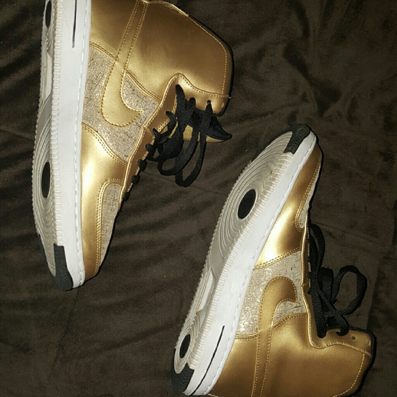 Nike Air Force OnesvHi