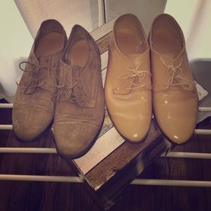 Old Navy Lace up oxfords size 10 2 pair