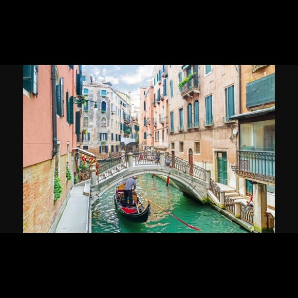 Meet your Posher, Rebecca