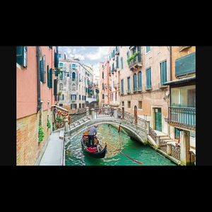 Meet your Posher, Rebecca