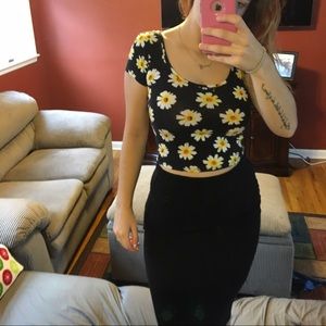 Daisy crop top