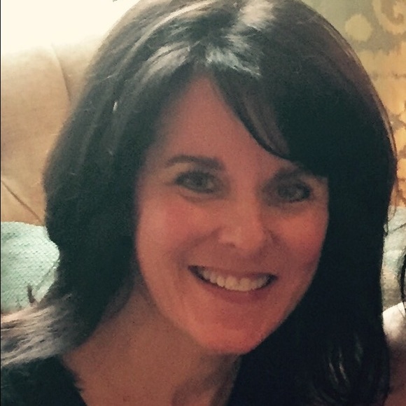 Meet your Posher, Debbie - Picture 1 of 1