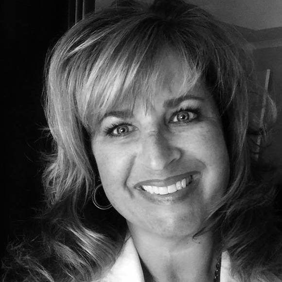 Meet your Posher, Michele - Picture 1 of 1