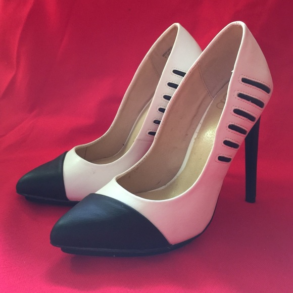 🔻 SALE 🔻 GX by Gwen Stefani Stilettos (US SZ 7)