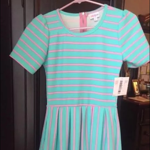 Lularoe xs Amelia