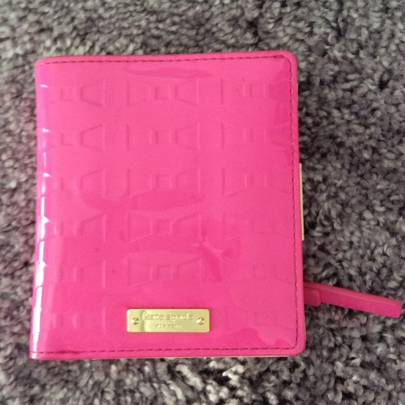 Kate Spade mini wallet