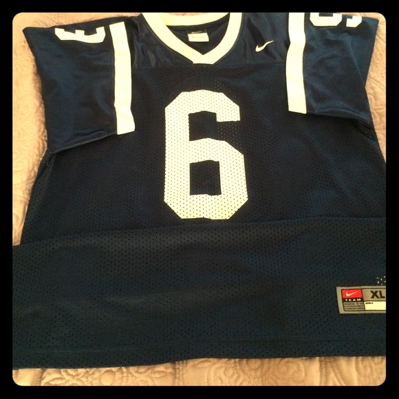 Nike tshirt jersey young men