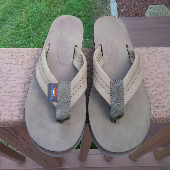 Brown Rainbow Flip Flips, Size Small