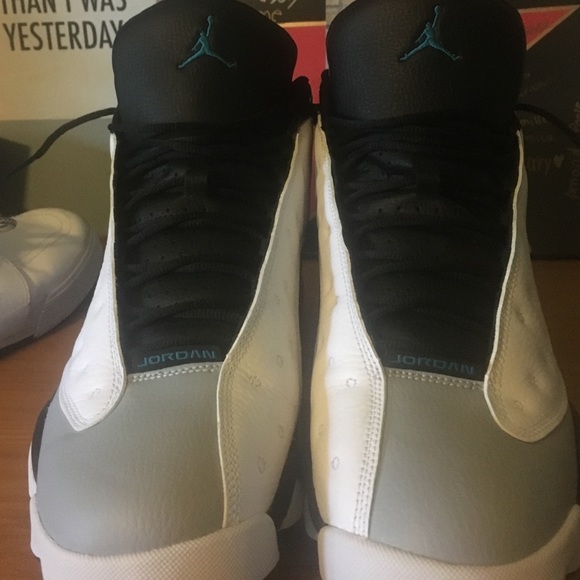 Air Jordan 13 Retro Wolf Grey main image 4