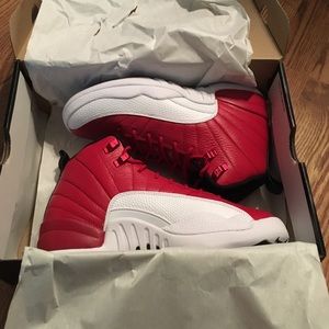 Jordan retro 12s gym red size 5.5