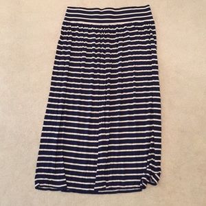 Coldwater Creek navy striped maxi skirt