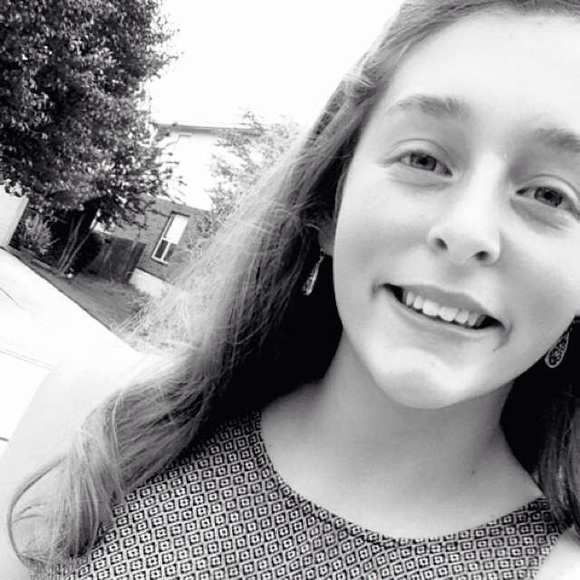 Meet your Posher, Devyn - Picture 1 of 1