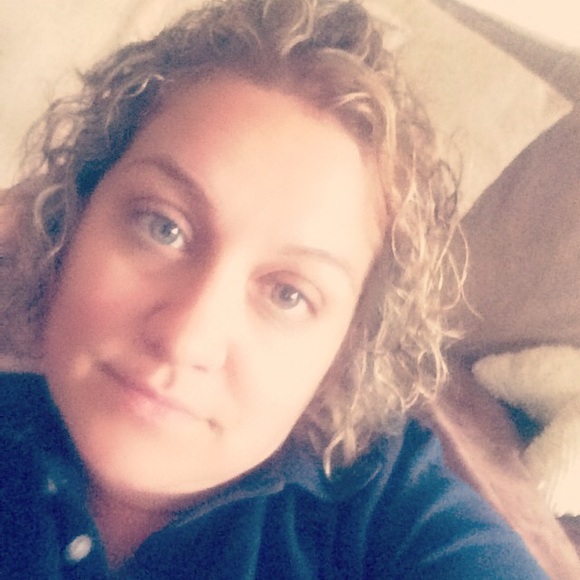 Meet your Posher, Christina - Picture 1 of 1